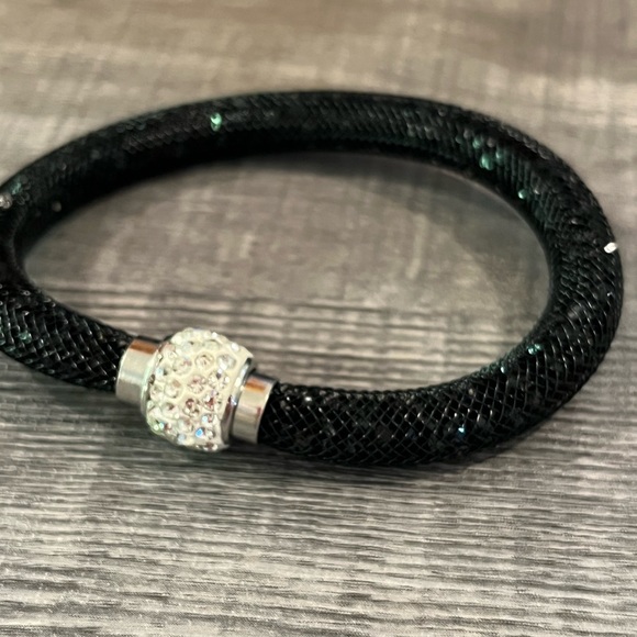 Crystal mesh bracelet - Picture 4 of 4